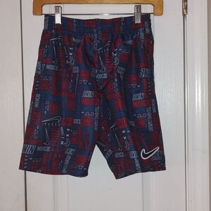 Nike Boys' Logo Mash-Up Breaker 8” Volley Shorts Swim Trunks   Sz M  NWT